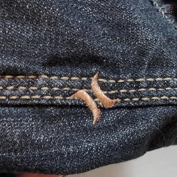 Hurley Medium Flying Angel Heart Sequined Denim Jean Jacket - Picture 7 of 10